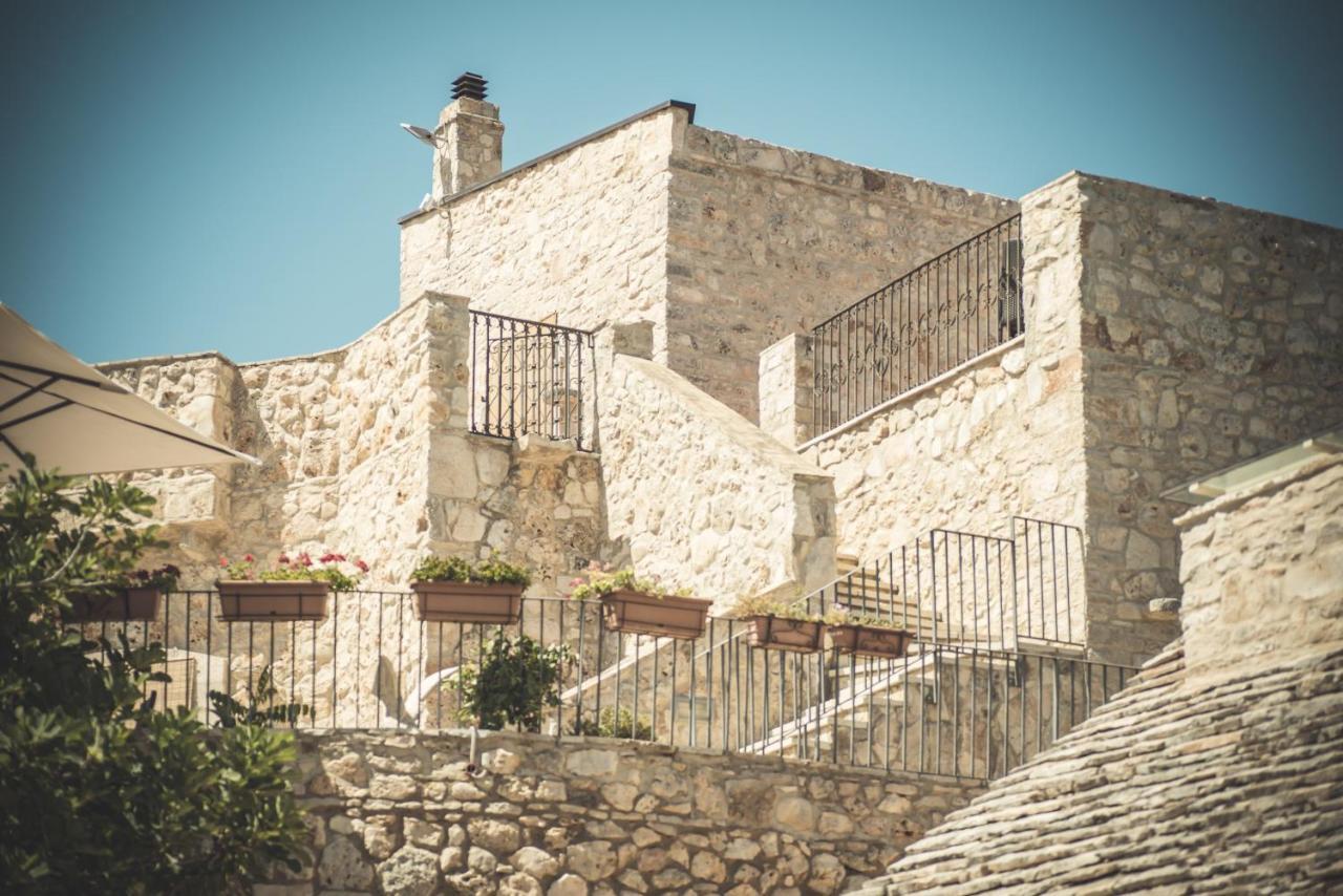 Masseria Storica Pilapalucci Alloggio per agriturismo Toritto